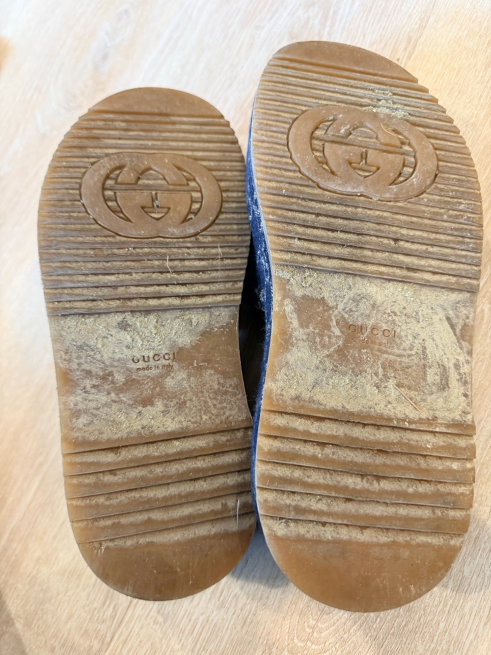 Gucci woman Denim Logo Slide Sandals in Blue and Brown - Picture 6 of 6